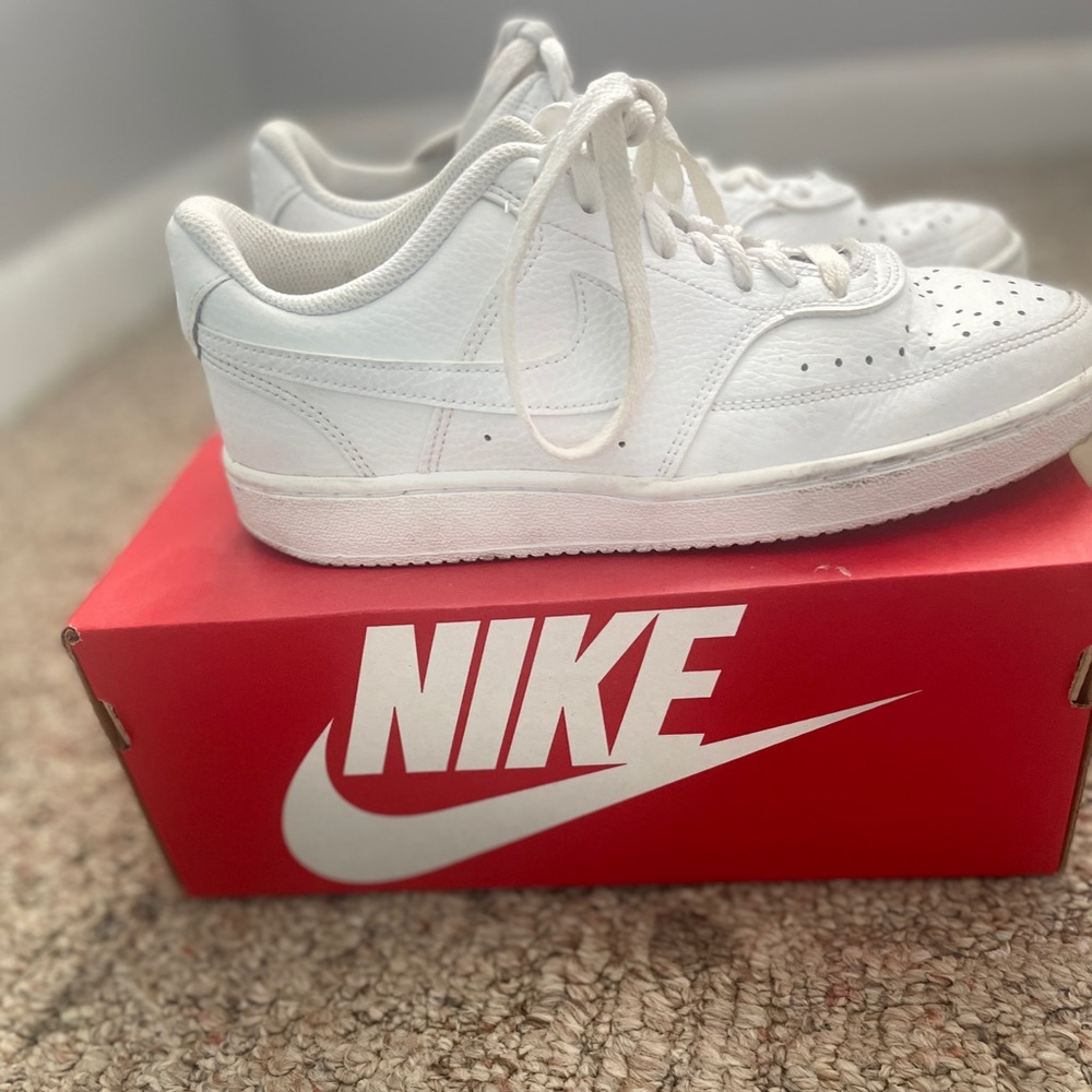 white women’s 6 nike forces